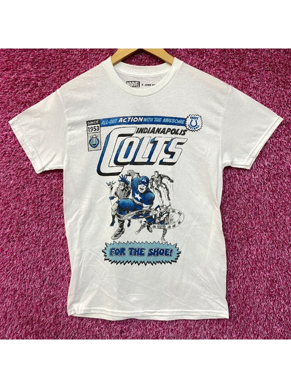 Junk Food X Marvel The Avengers Indianapolis Colts For the Shoe T-Shirt Small